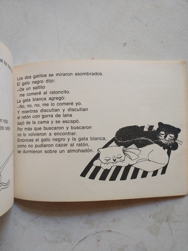 Libro usado en venta: Hecho a mano de Maria Elena Walsh; editorial Luis Fariña impreso en 1965 realizamos envios a todo el mundo.2
