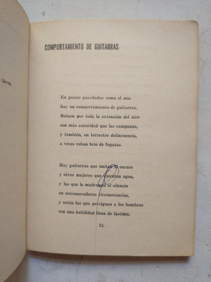 Libro usado en venta: Cuentopos de Gulubu de Maria Elena Walsh; editorial Sudamericana impreso en 1983 realizamos envios a todo el mundo.2