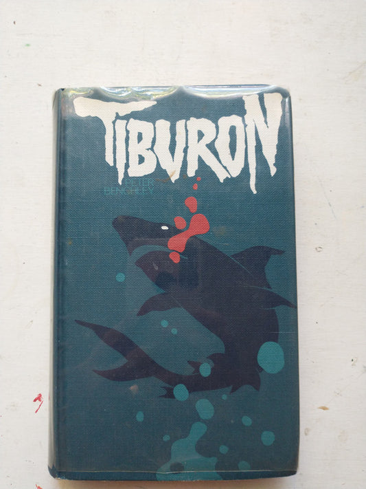 Libro usado en venta: Tiburon de Peter Benchley; editorial Circulo de Lectores impreso en 1973 realizamos envios a todo el mundo.1