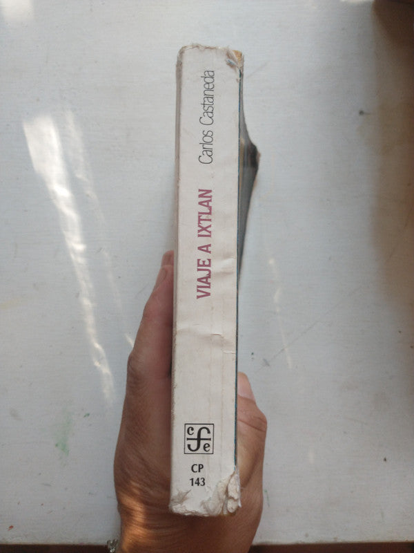 Libro usado en venta: Zoom de Istvan Banyai; editorial Fondo de Cultura Economica impreso en _ realizamos envios a todo el mundo.2