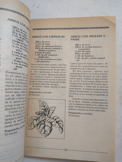 Libro usado en venta: Un gusto superior - La cocina tradicional de la India; editorial Fondo Editorial Bhaktivedanta impreso en 1986.3