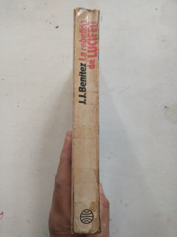 Libro usado en venta: Caballo de Troya 3 de J. J. Benitez; editorial Planeta impreso en 1987 realizamos envios a todo el mundo.2